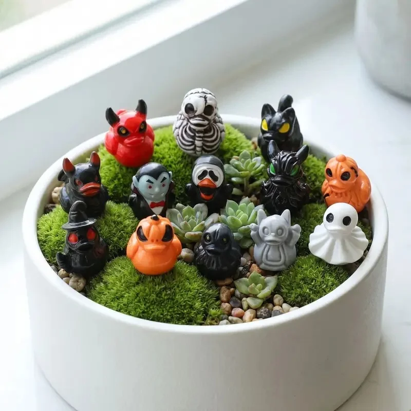 24Pcs/set Mini Resin Halloween Ducks and Ghost Miniatures Figurines Bulk for Garden Fairy Micro Landscape Home DIY Decoration