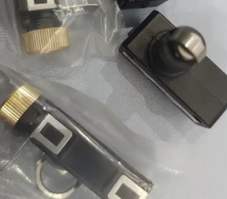 

Новый оригинальный лимитированный коммутатор SL1-P-E003 SL1-PN3 SL1-D SL1-KK SL1-E SL1-EK SL1-AK SL1-K