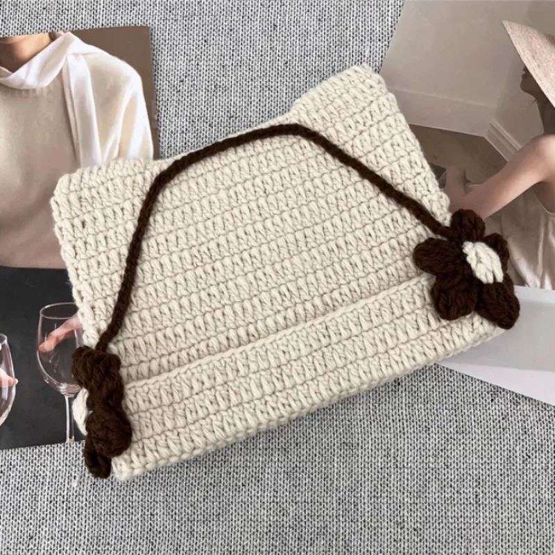 النسخة الكورية من الأزياء خط زهرة تصميم القط الأذن بيني Y2K الخريف والشتاء الشارع الاتجاه تنوعا القبعات النسائية الدافئة