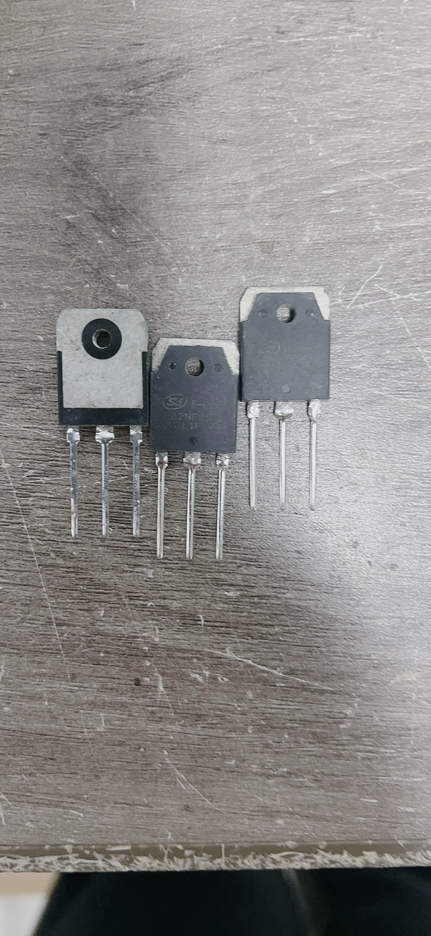 

SVF82NF25A 82NF25A 82A 250V N-канальная полевая трубка в наличии. 10 шт