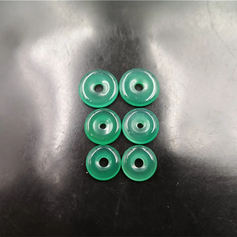 China ice kind small green chalcedony safety buckle pendant green agate amulet accessories