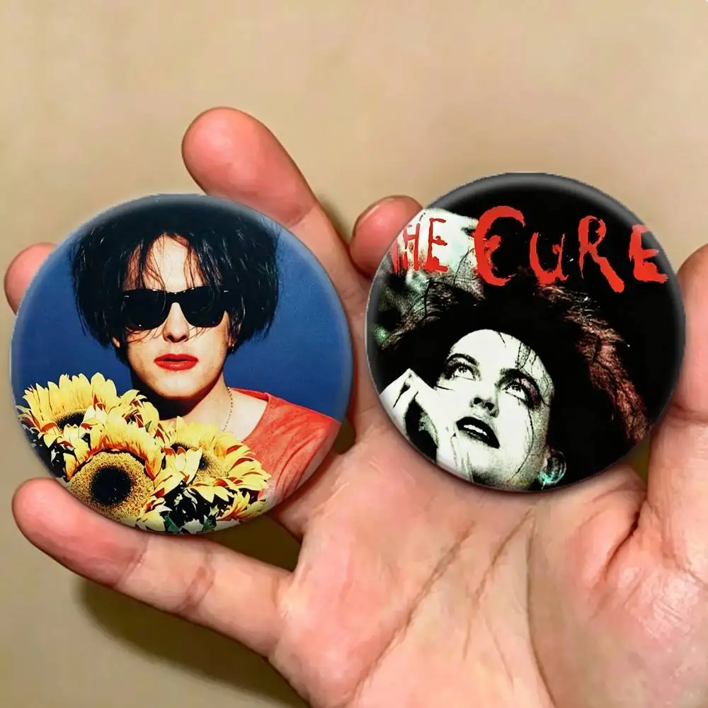 The cure R-Robert S-Smith  Badges Creative Tinplate Button PinsBrooch Badge Clothes Backpack
