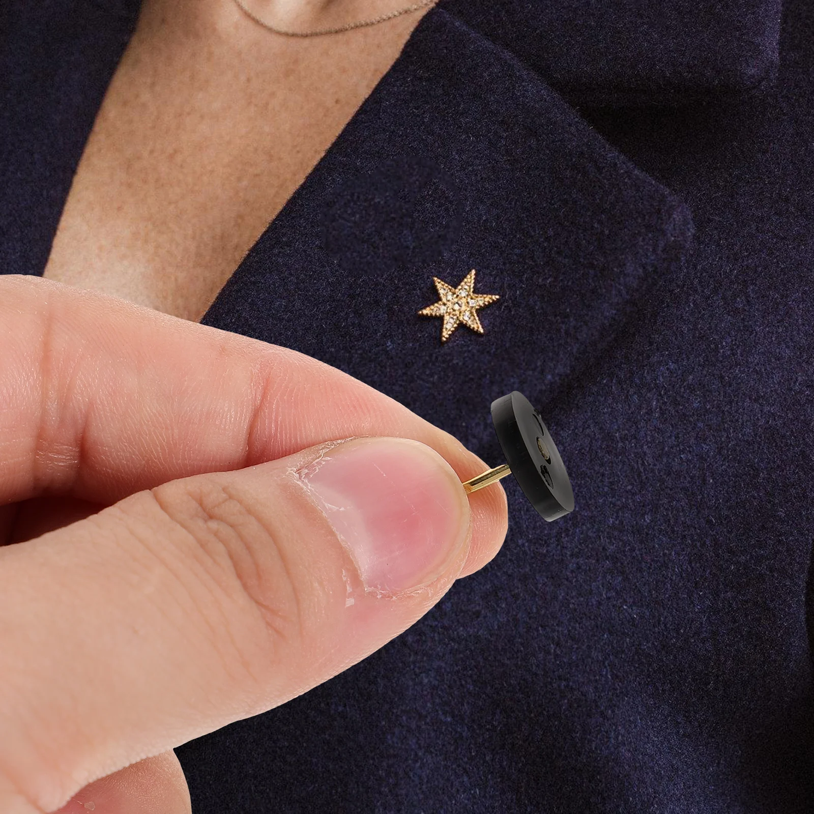 

50Pcs Plastic Locking Pins Replacement Backs for Enamel Pins Brooch Tie Tack Badge Lapel DIY Craft Safety Clutch Keepers