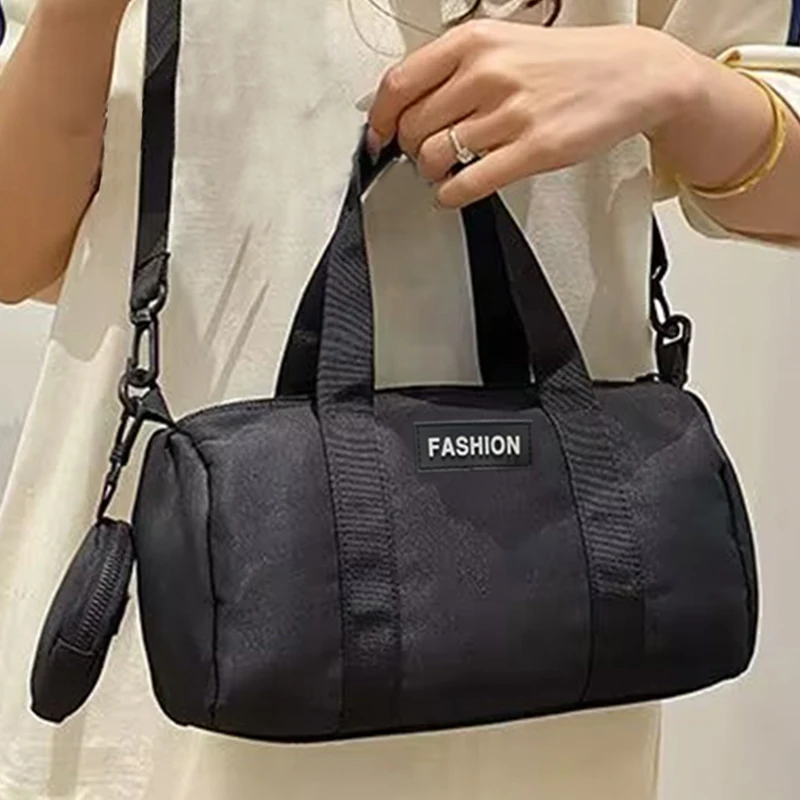 

Нейтральные мужские и женские сумки подходят для поездок на работу, работы, сумок через плечо, сумок через плечо и дорожных сумок.