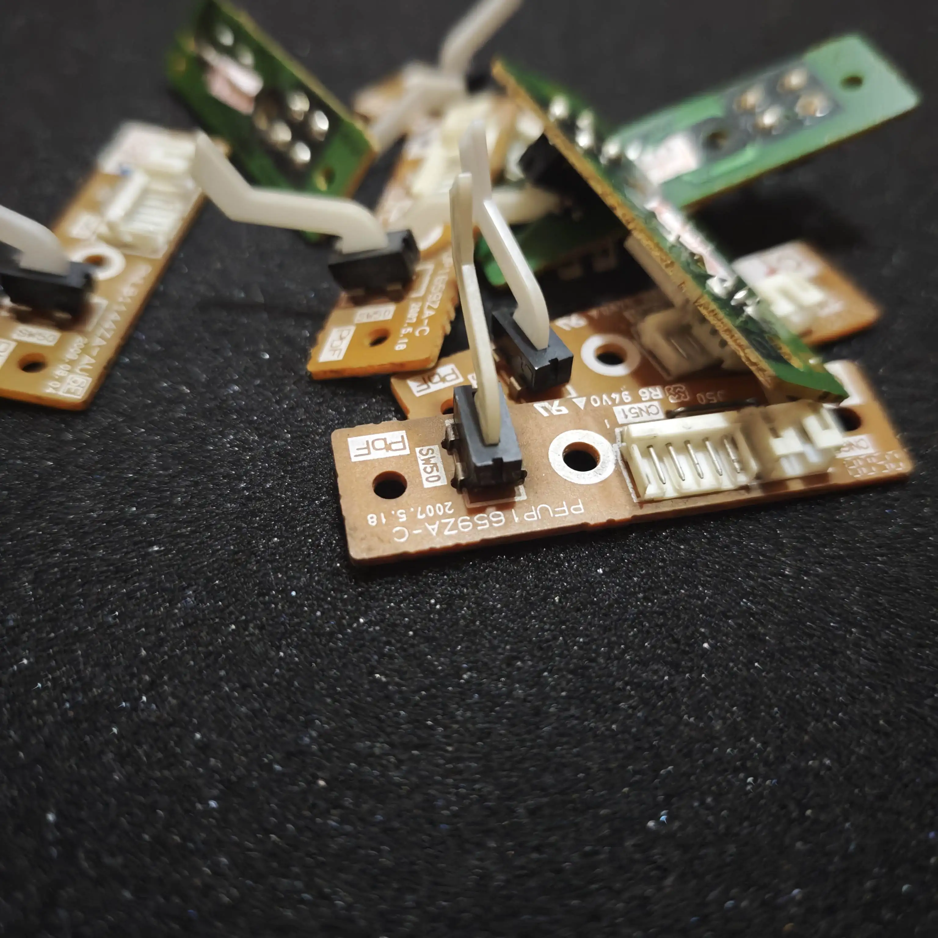 

1Pcs For Panasonic KX-MB2033 KX MB2000 MB 2003 2008 2038 778 228 788 CN Feed Sensor