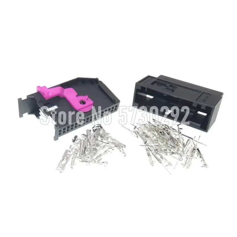 32P 1719057-3 2050723-3 Auto Central Control Instrument Electrical Wiring Harness Plug Car Connector