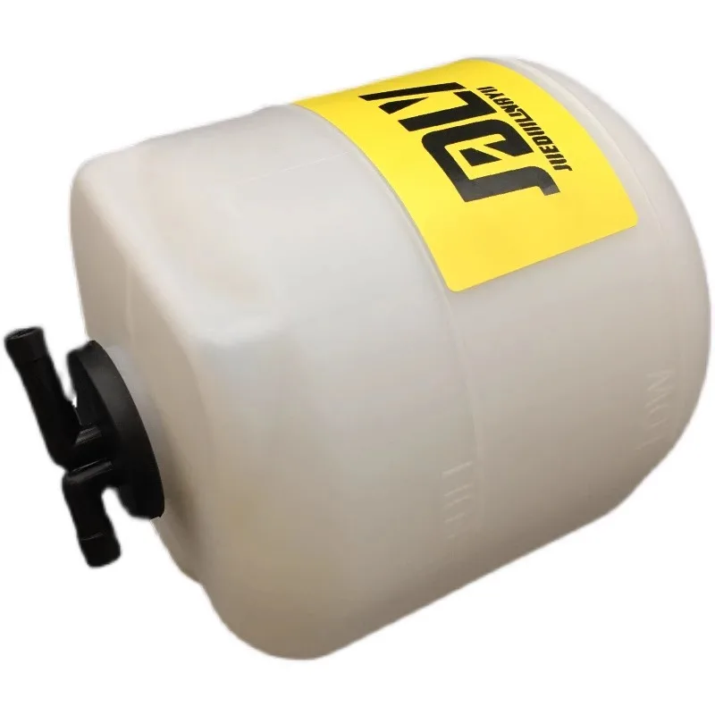 Suitable for PC excavator PC60/70-7-8 Sany 55/60 auxiliary water tank antifreeze storage tank