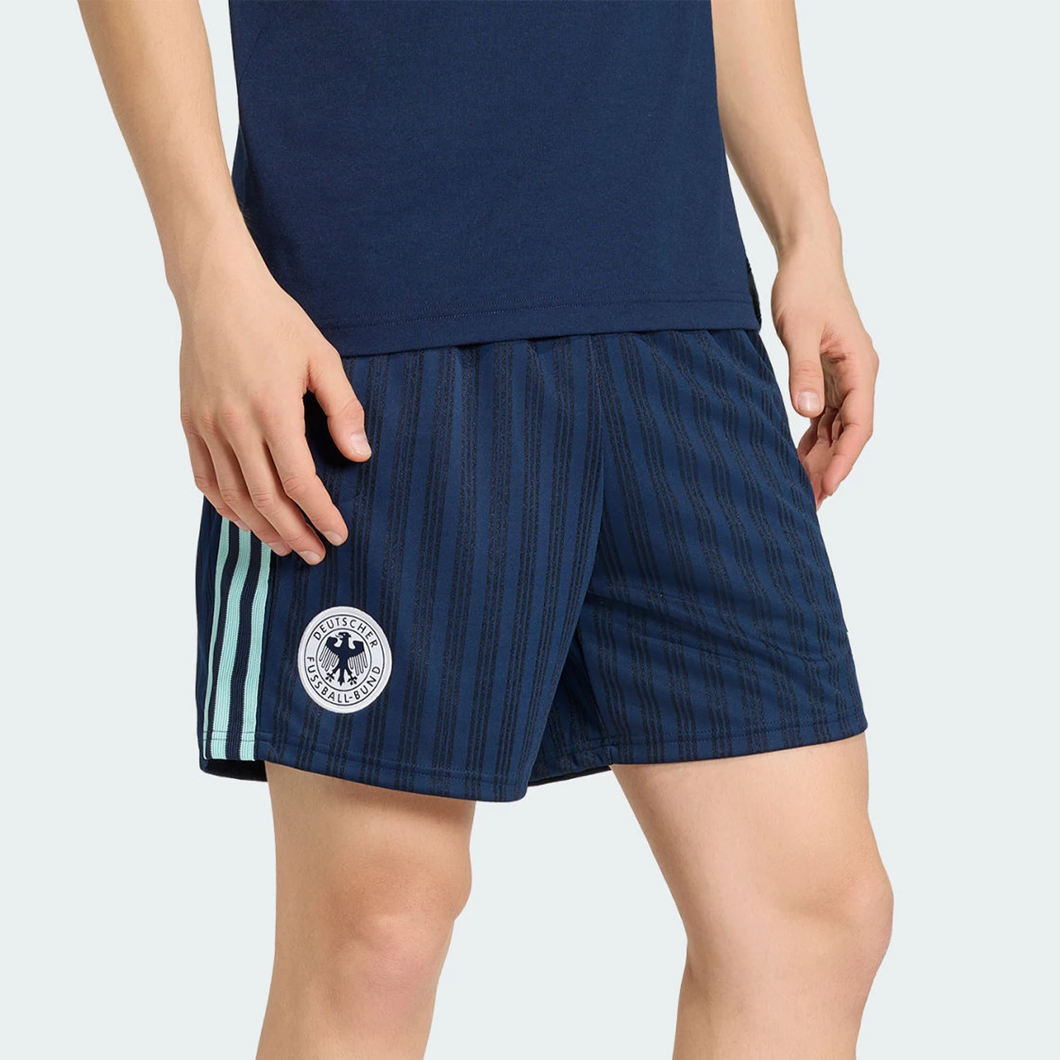 Оригинальные мужские свободные футбольные шорты Adidas Germain SHORTS JZ9343