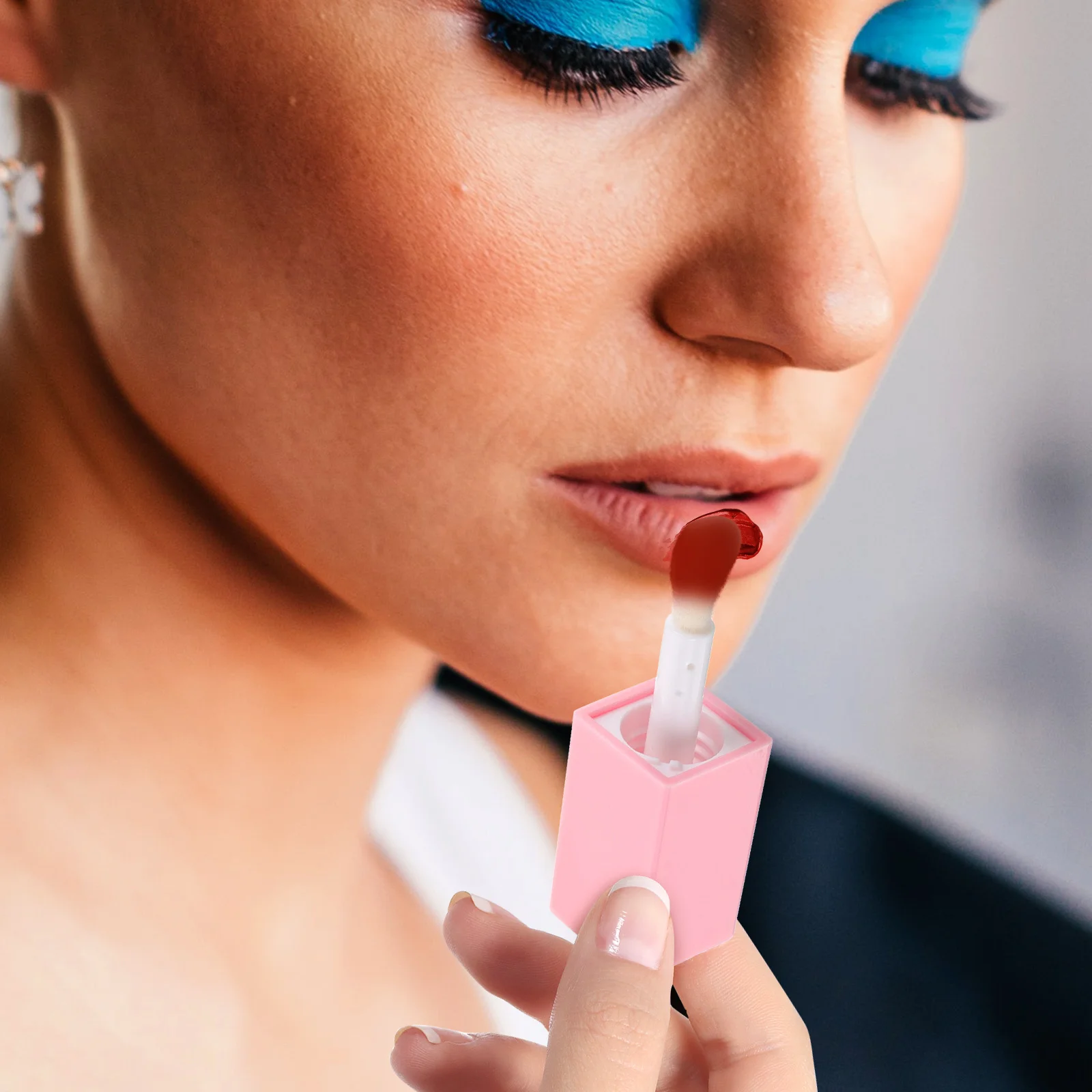 12 Uds. Tubos vacíos rellenables de brillo de labios de plástico 5ml Mini botellas portátiles de bálsamo labial para mujeres herramientas cosméticas
