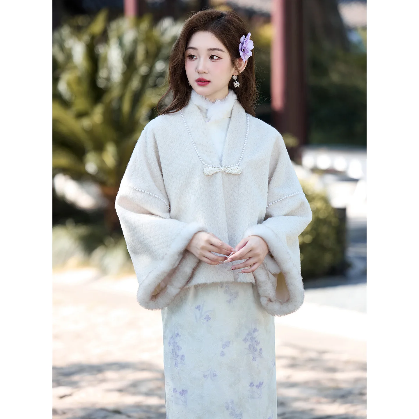 

Yourqipao New Chinese Style Warm Mink Velvet Jacket with Cheongsam and Cape 2025 Winter Elegant Feather Hanfu Coat