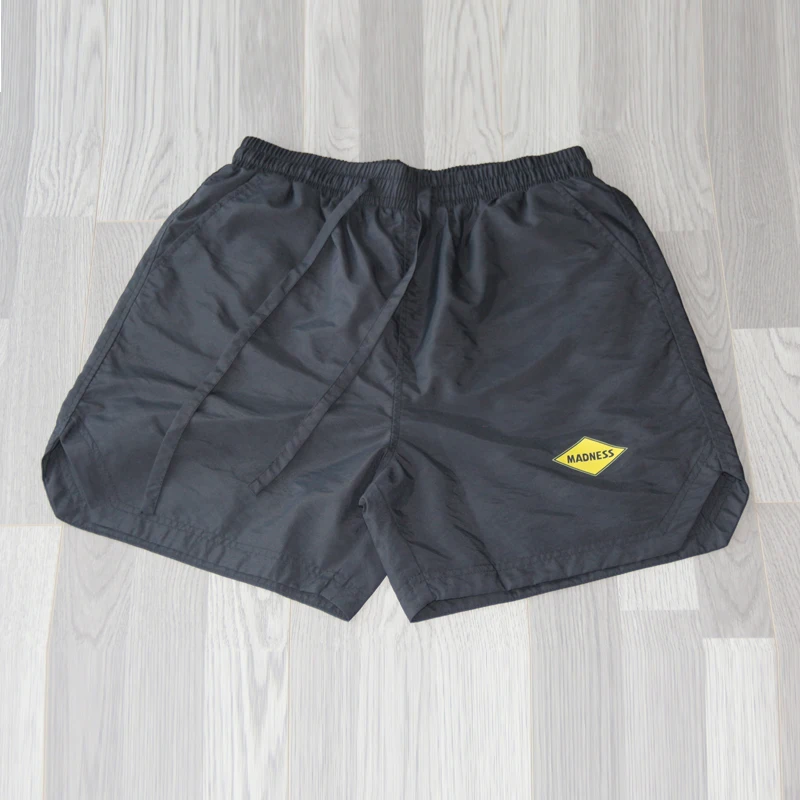 

Мужские нейлоновые повседневные шорты: летние, тонкие, водонепроницаемые, свободные, спортивные, на шнурке, с эластичным поясом, средней длины, для фитнеса и повседневной носки