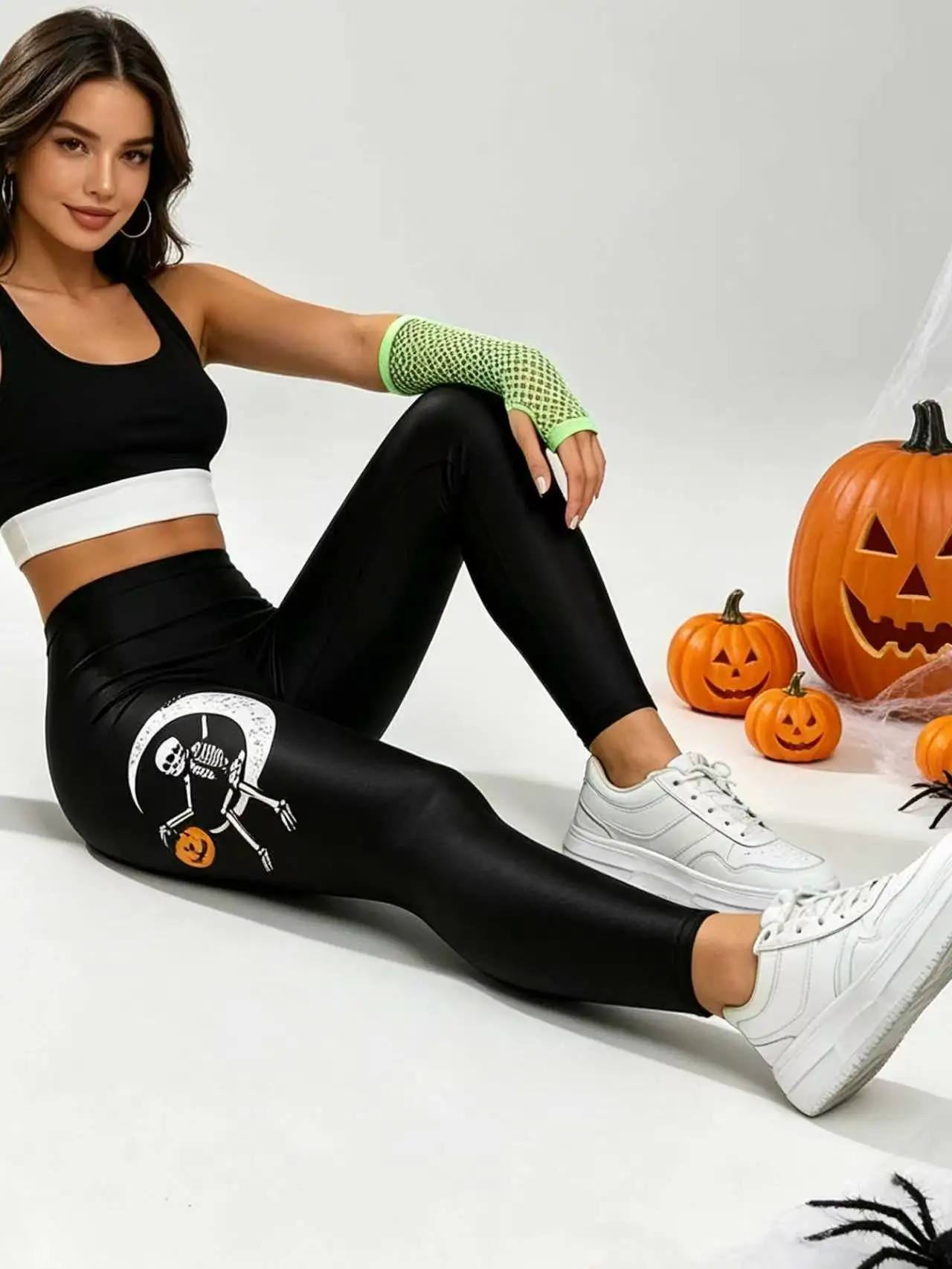 Newly Designed Personalized Moon Skull Tight Leggings With Digital Prints On The Sides Slim-fitting Nine-inch Pants For Women