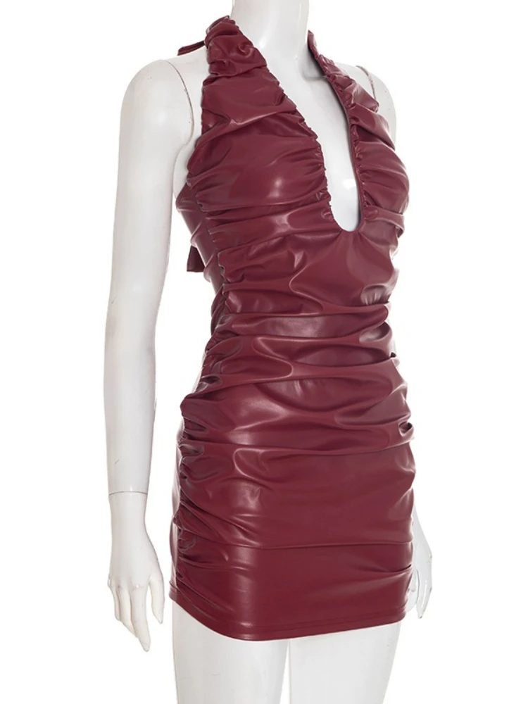 เดรสสั้นหนังเทียมสำหรับผู้หญิง แฟชั่นเรียบหรู คอวีลึก ผูกคอ แขนกุด เปิดหลัง ทรงเข้ารูป เหมาะสำหรับงานปาร์ตี้และคลับ