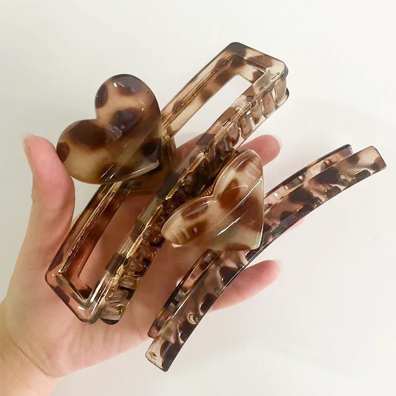 Pinza para el pelo con estampado de leopardo en forma de corazón de verano para mujeres y niñas, pinzas para el pelo geométricas acrílicas grandes