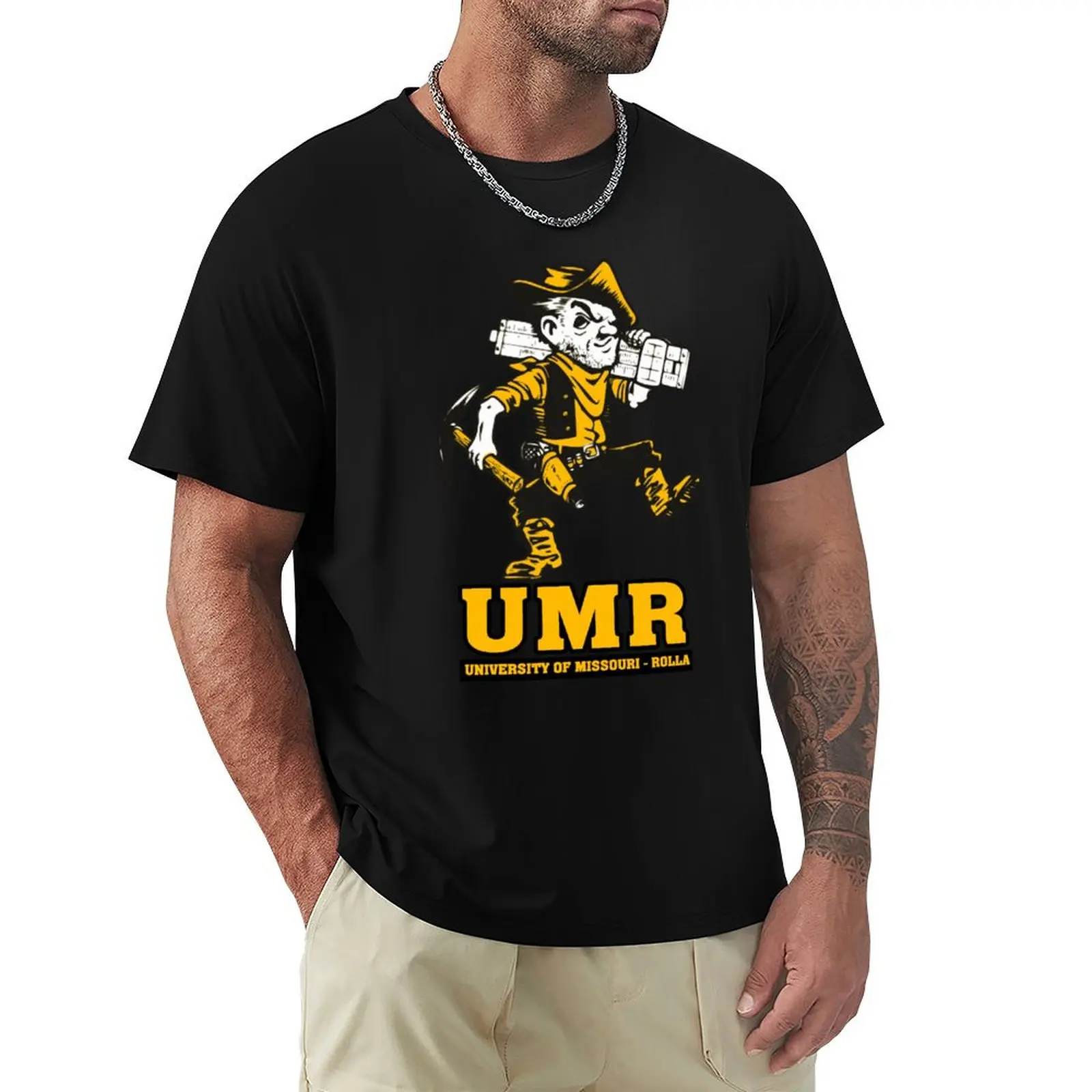 

Vintage UMR Joe Miner logo - Rolla T-Shirt Casual Loose Short Sleeve Tee for Men