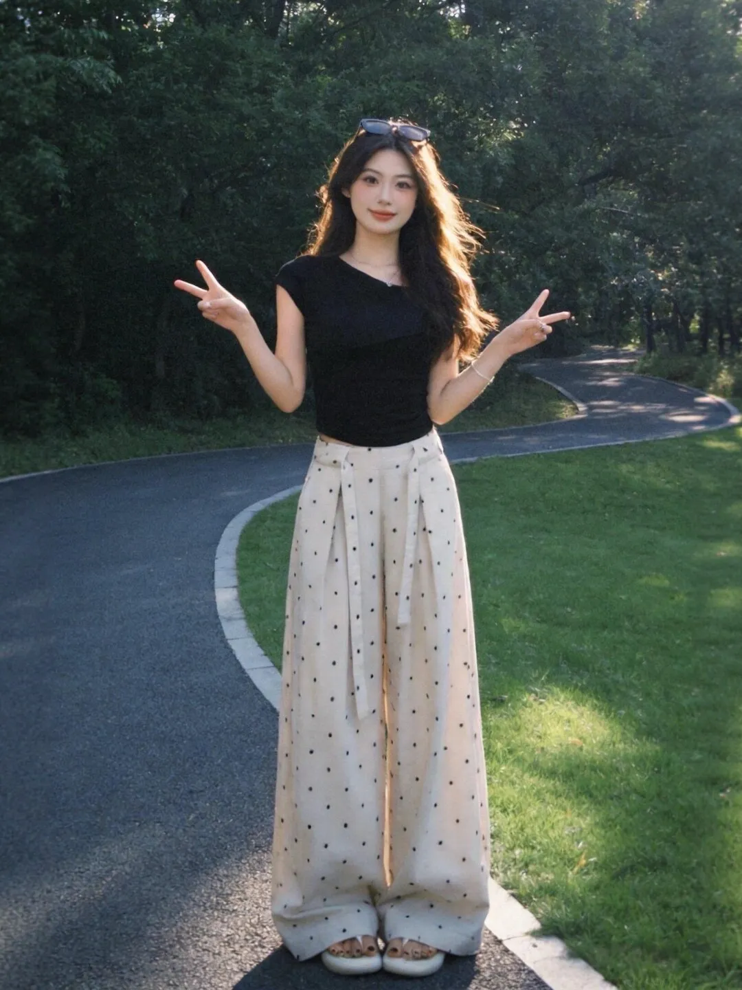 

Summer plus Size Women's Black Polka Dot Short Sleeve Top And Wide Leg Pants Outfit Casual Style Fashion Set High Waist Trousers
