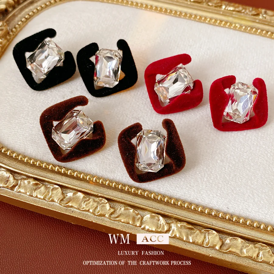 

925 Silver Needle Fur Zircon Diamond Rhombus Earrings Fashionable and Exquisite All-Matching Ear Studs for Women