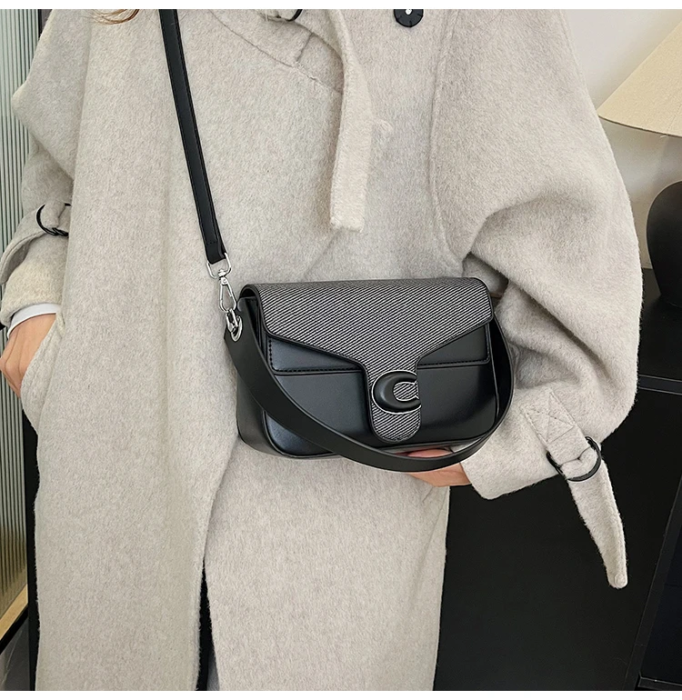 

Stylish Leather Crossbody Bag for Women, Luxury Brand Design, Popular Classic Elegant Ladies Handbag Use