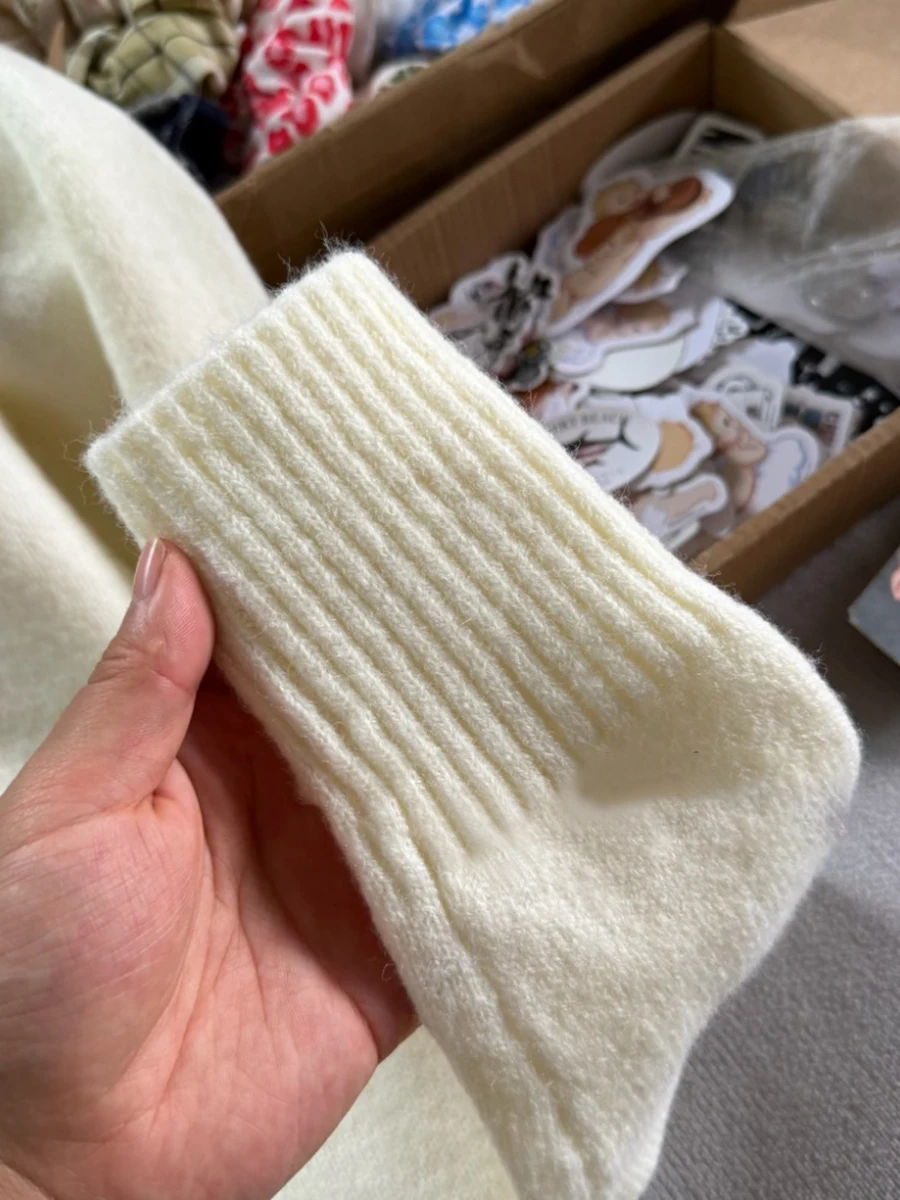 Bege camisola de malha feminina outono inverno com decote em v manga longa pulôver de algodão topos feminino sólido simples doce jumper 2025 novo