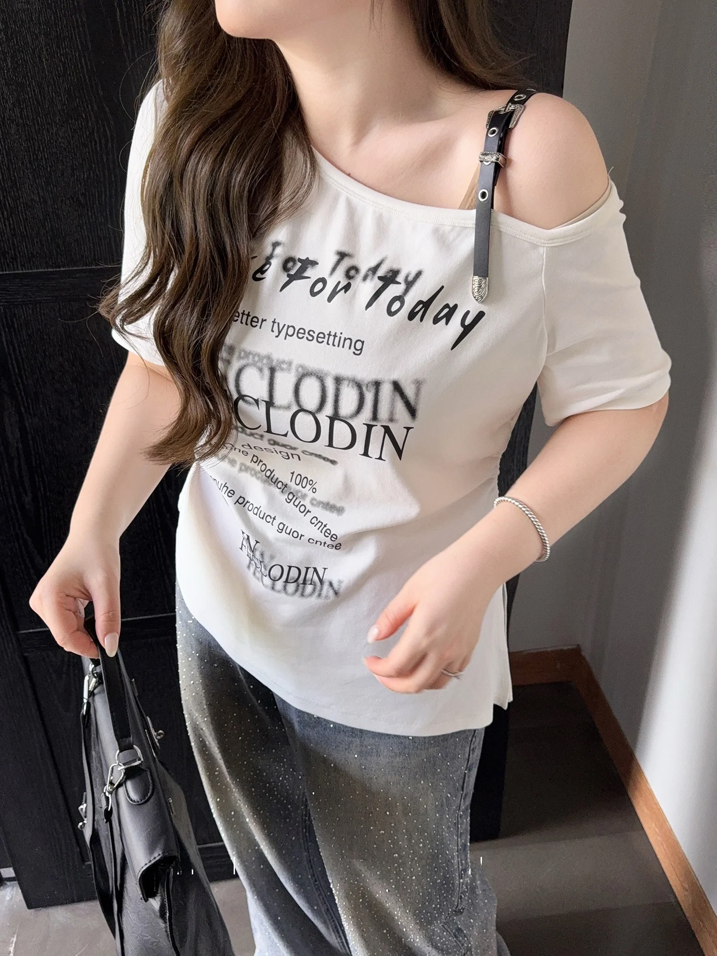 

Miss Ying Large Size Women's T-Shirt American Style Shoulder Bared Short Sleeve Cotton Blend Summer Top Casual Loose Fit