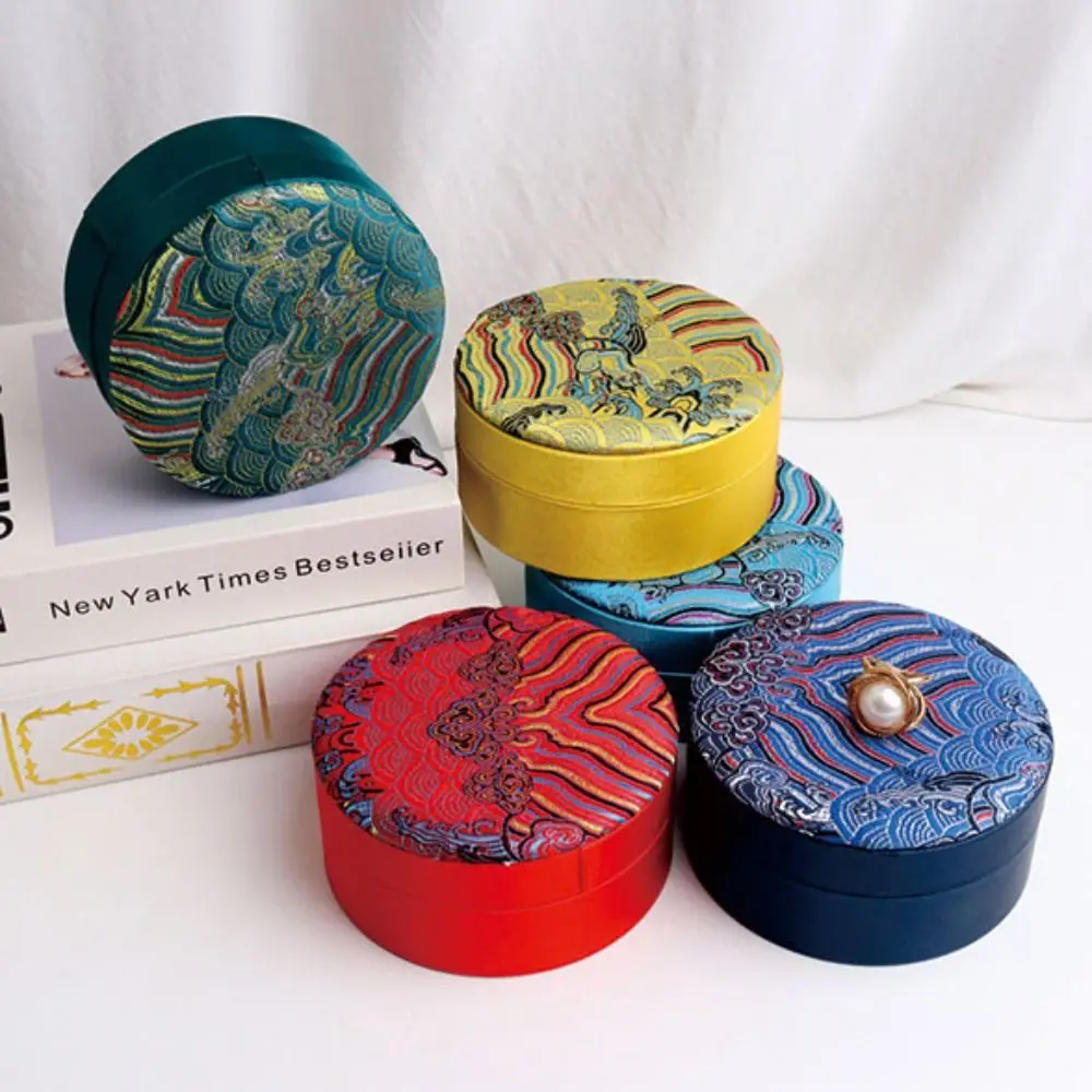 

Linen Jewelry Storage Organizer Chinese Cultural Ethnic Bracelet Box Tassel Large Capacity Bracelet Case Living Room