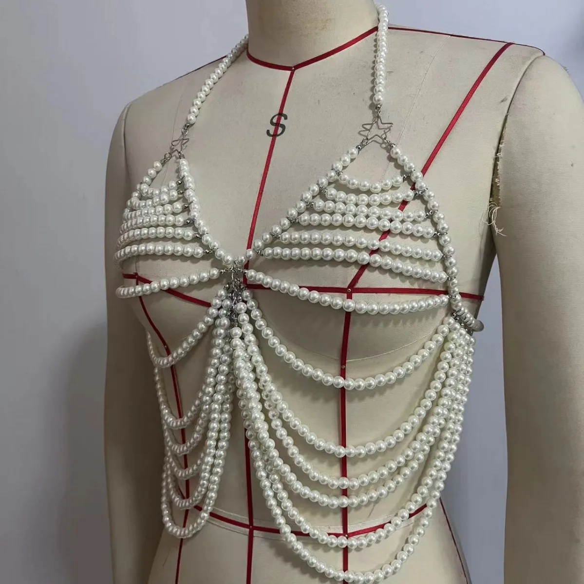 Multi-layer Parels Beha Keten Sieraden Halter Camis Tops Vrouwen Bikini Crop Zomer Party Backless Borst Body Chain Night Clubwear