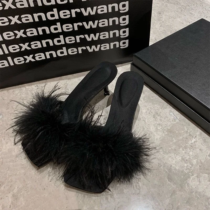 Korean Oversized Plush Sandals Sexy Black Feather Shoes for Women Elegant Versatile Peep-toe High-heeled Shoes New 2023 Spring