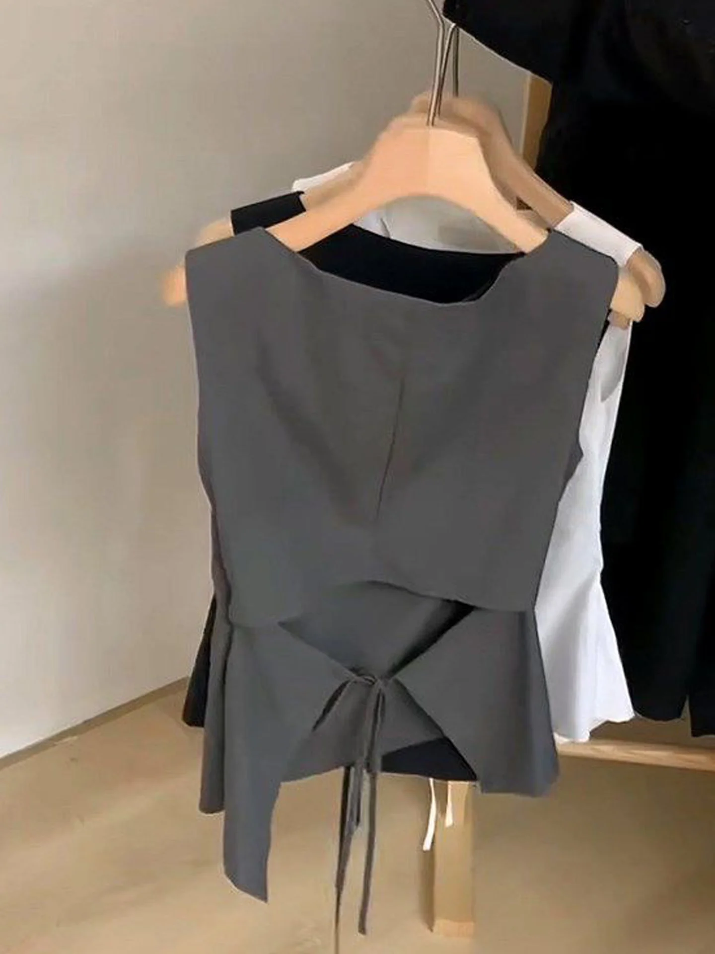 Korean Style Backless Waist-Bound Simple Vest Women's Autumn New Design Casual High-End Slimming Sleeveless Top