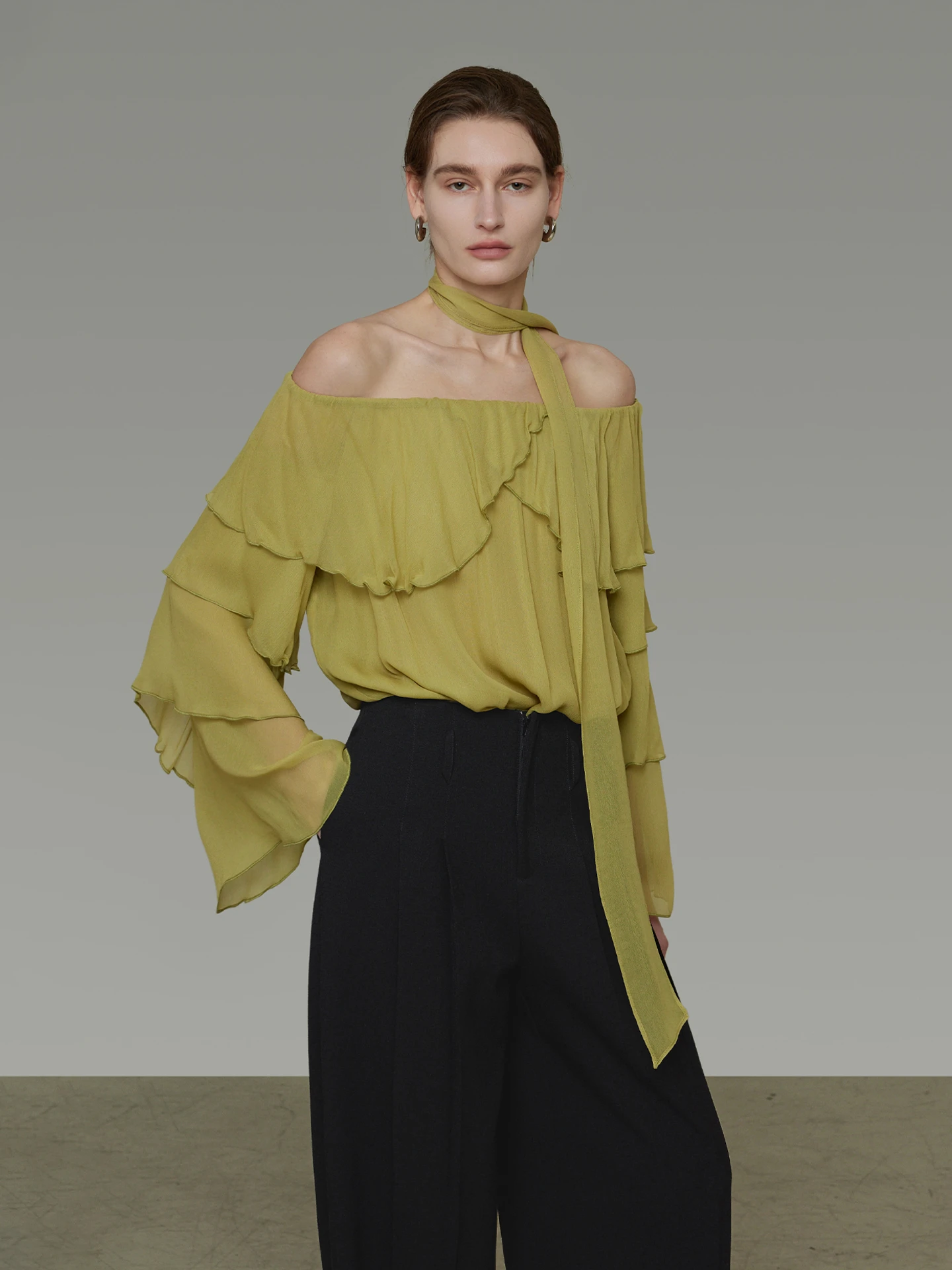 

Женская шелковая блузка UNSPOKEN с длинным рукавом, кружевной отделкой и дизайном на одно плечо, легкая и удобная для повседневной носки