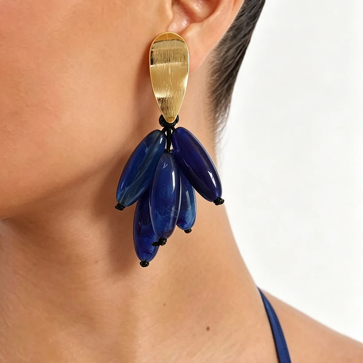 Statement Gold Tone Textured Metal Drop Earrings Hanging Warm Amber Color Cluster Pendants For Elegant Evening Party Wear Women