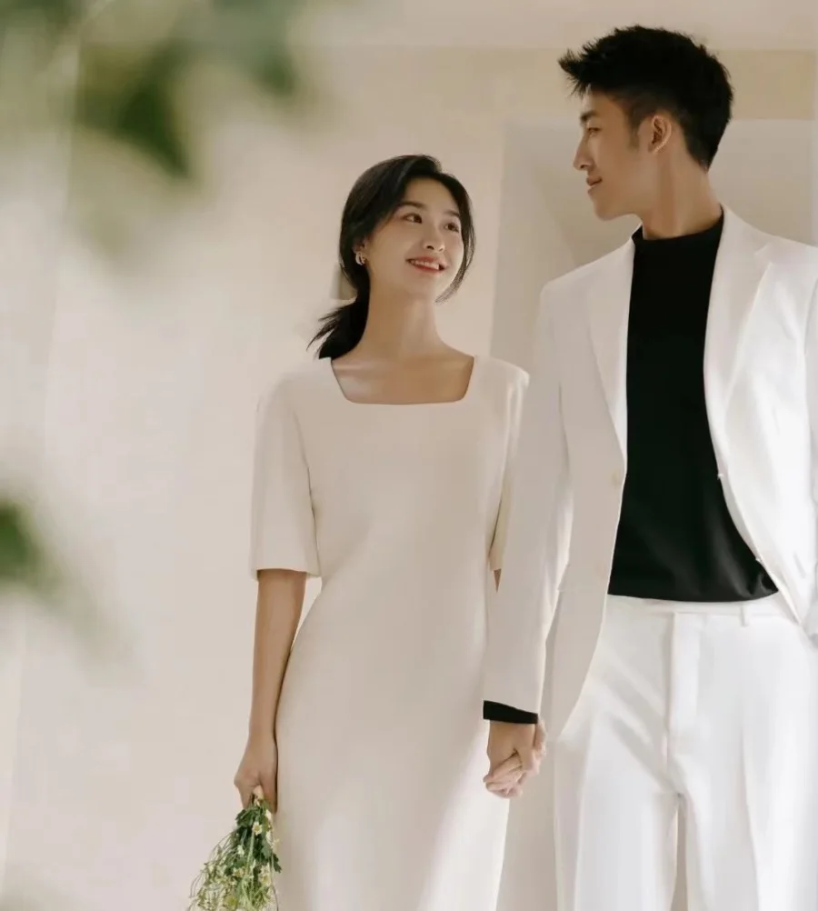 Coreia do pescoço quadrado elegante cetim macio a linha simples viagem tornozelo comprimento meia mangas backless backless backless backless backless vestido de casamento sem costas nupcial