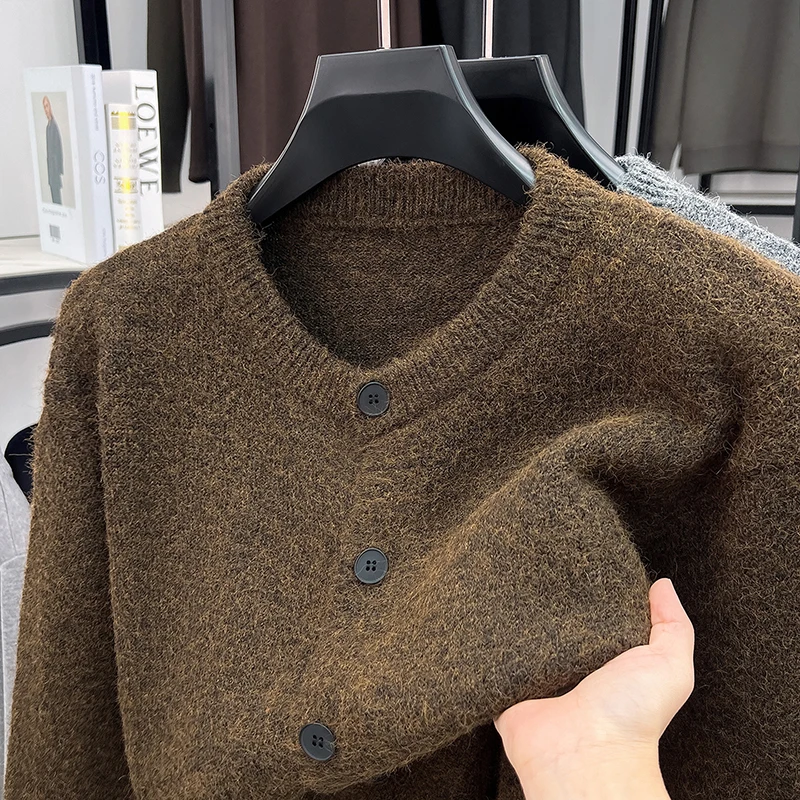 Luxuriöser Herren-Strickpullover in Hochwertiger Qualität, Herbst-Neuheit, Einfarbig, Rundhals, Langarm-Cardigan, Modische Exquisite Herrenbekleidung – Detail 5