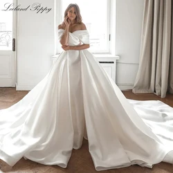 Lceland Poppy Customized Women's Boat Neck Mermaid Satin Wedding Dresses Pleated Bridal Gowns with Detachable Train