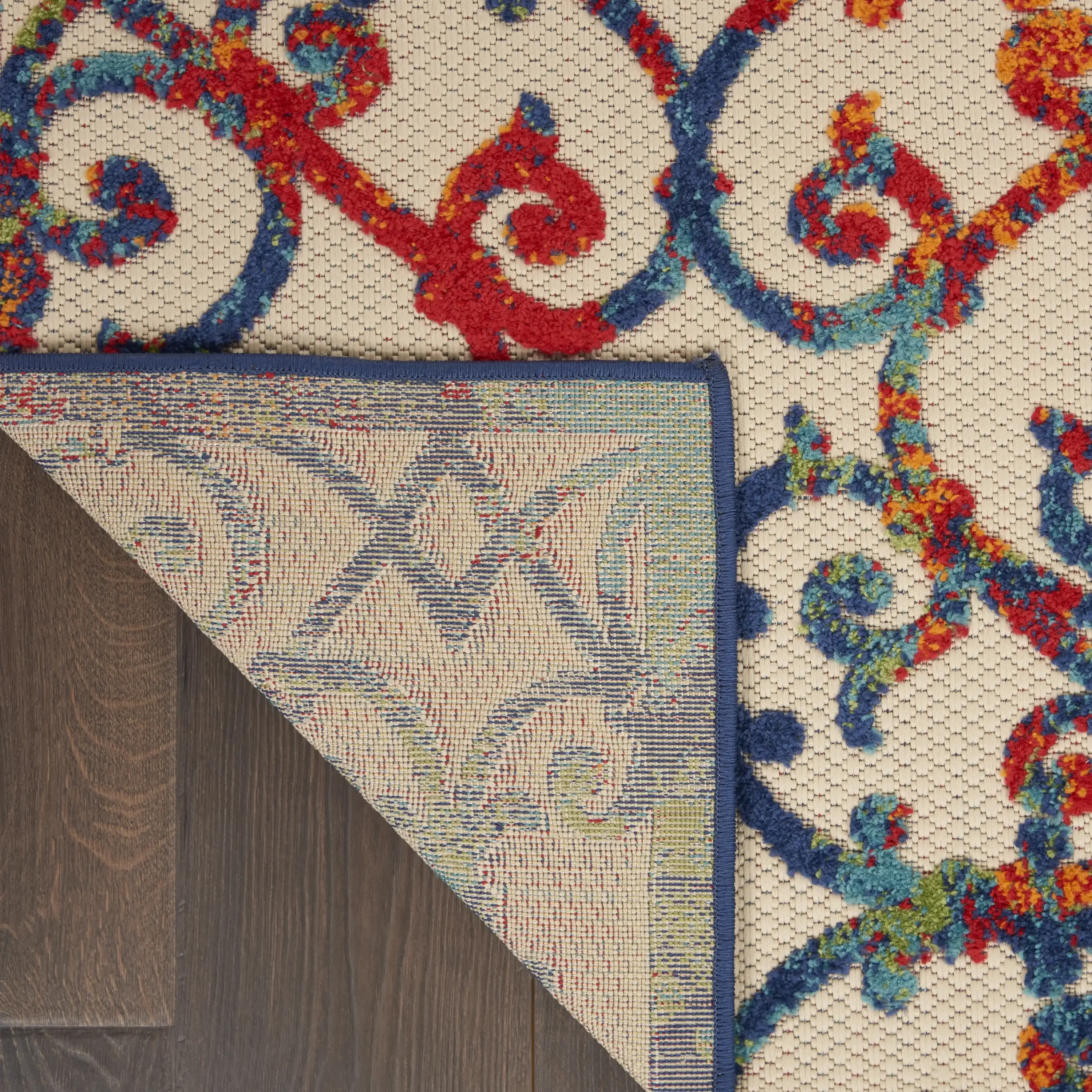 Indoor/Outdoor Transitional French Country Multicolor 3'6" x 5'6" Area Rug, (4' x 6')