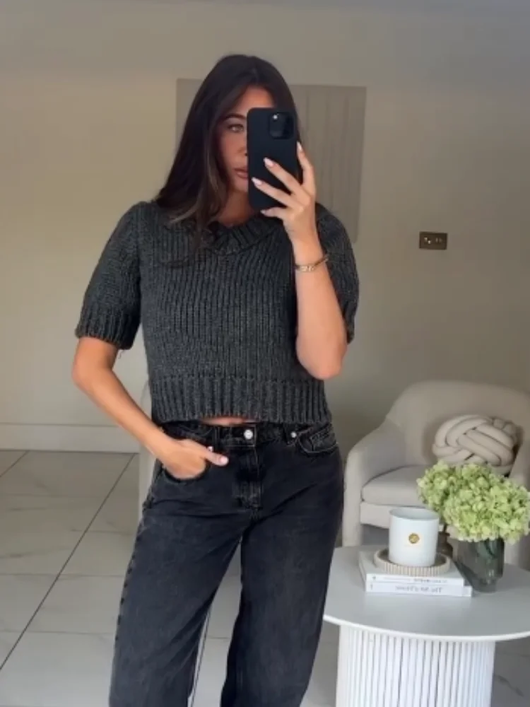 

Grey Knitted Women Pullover Fashion V Neck Short Sleeve Casual Slim Fit Cropped Sweaters Lady New High Street Daily Pullovers