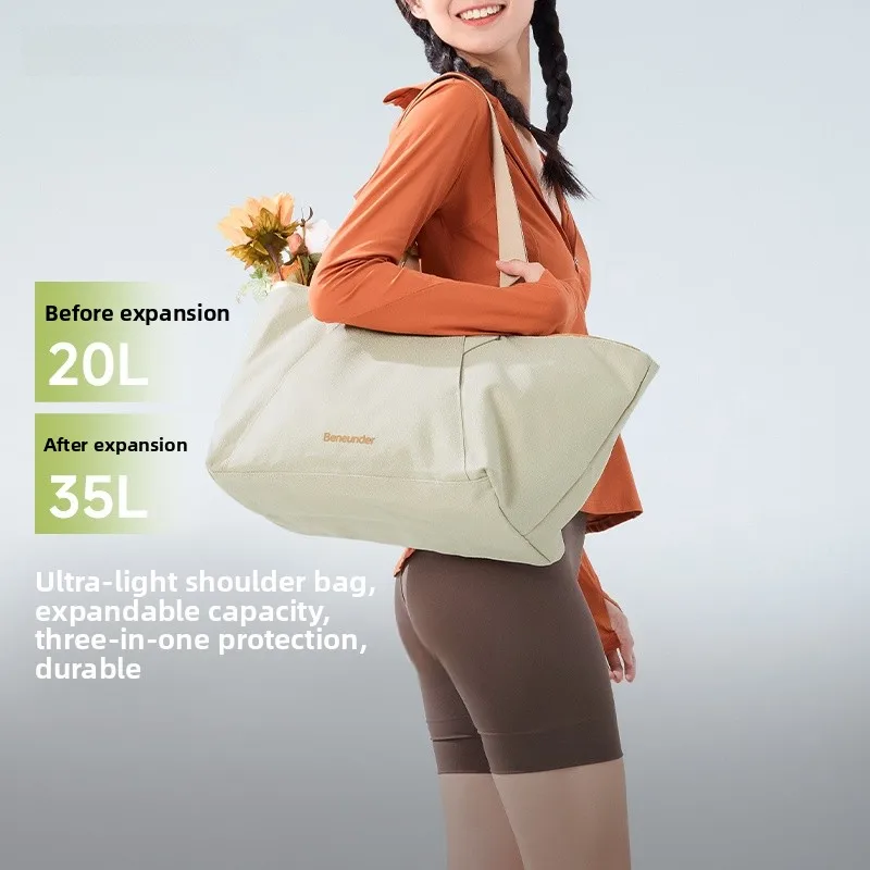 

Banana Le Lightweight Single oulder Sports Bag 35L Large Capaci Expandable Waterproof Outdoor Fitn Tote Bag LC68