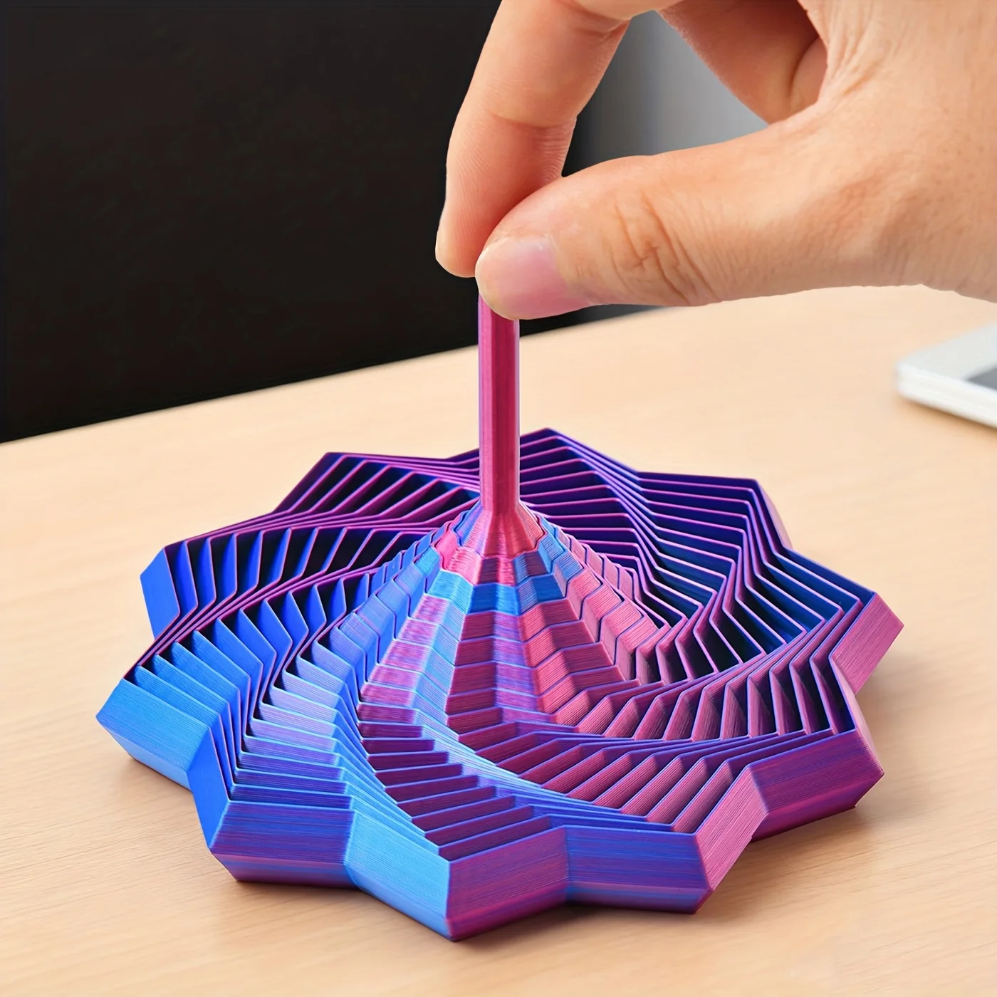1pc Multicolor Gradient Spinning Top Expanding Sensory Decompression Star Desktop Decoration 3D Printed Deformable, Suitable