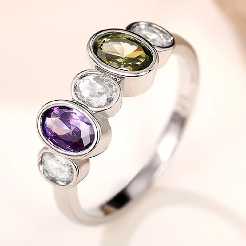 Huitan Trendiger bunter Zirkonia-Fingerring für Damen, für den täglichen Gebrauch, exquisite Ringe, Party, 2022, neuer Statement-Schmuck