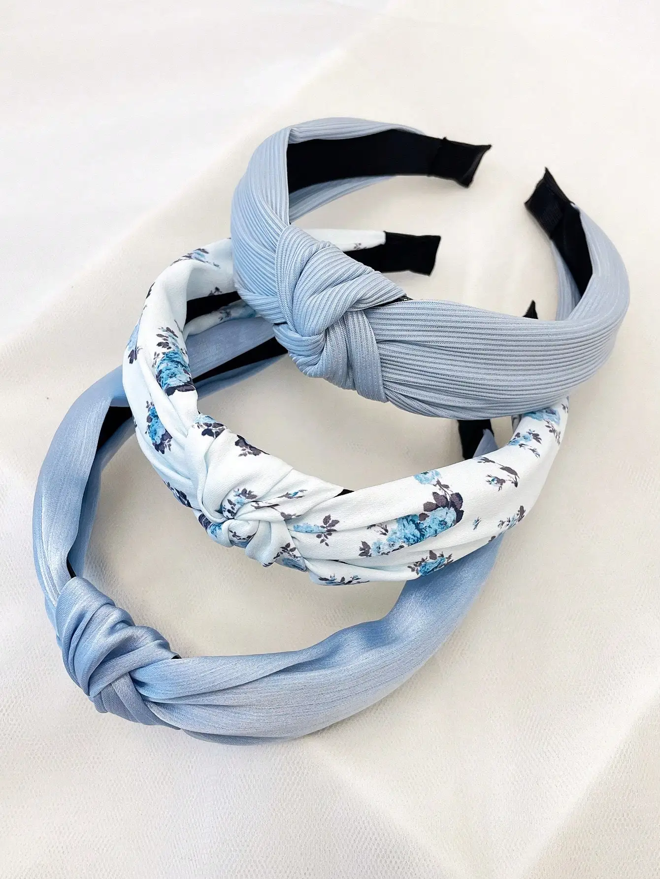 

3 шт. женских тканевых повязок на голову с цветочным и однотонным узором, для повседневного ношения, аксессуары для волос в стиле кэжуал