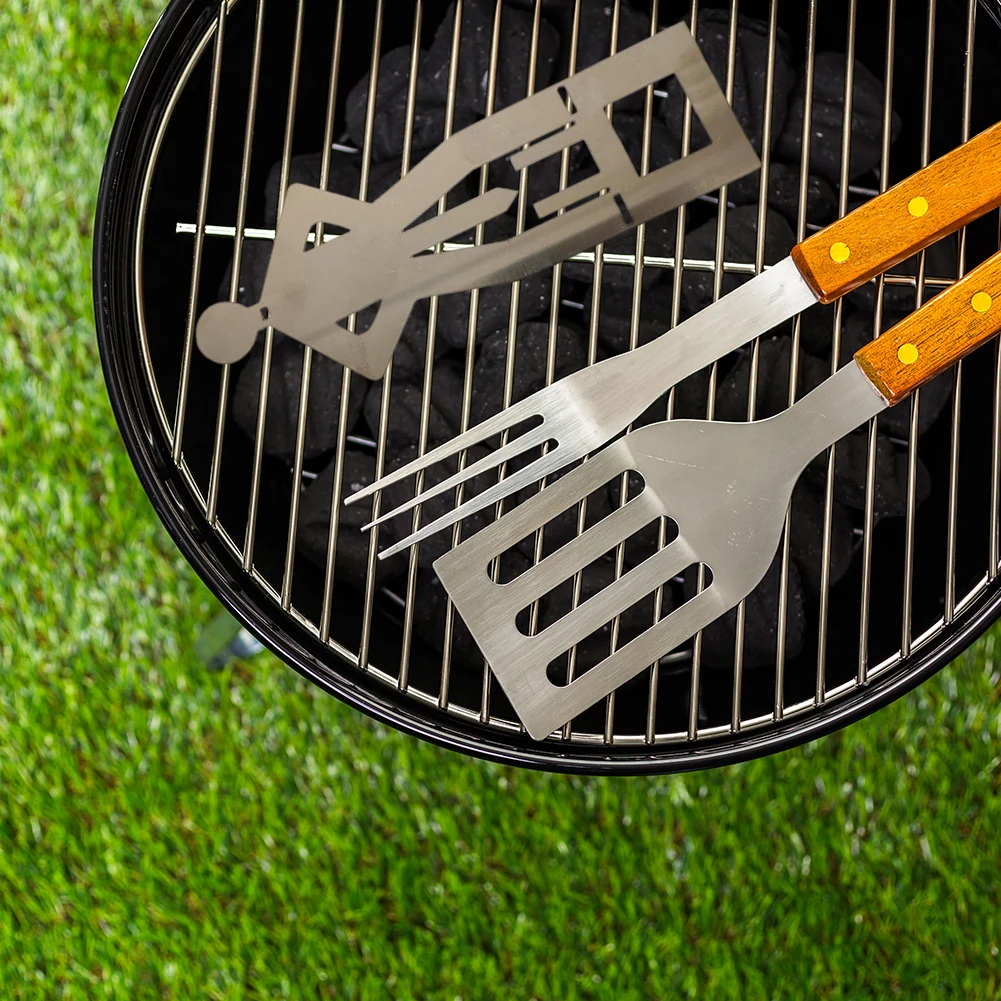 

BBQ Stainless Steel Sausage Holder A Fun Barbecue Gift Hot Dog Stand Standing Man Sausage Rack for Barbecue Camping Spring Trip