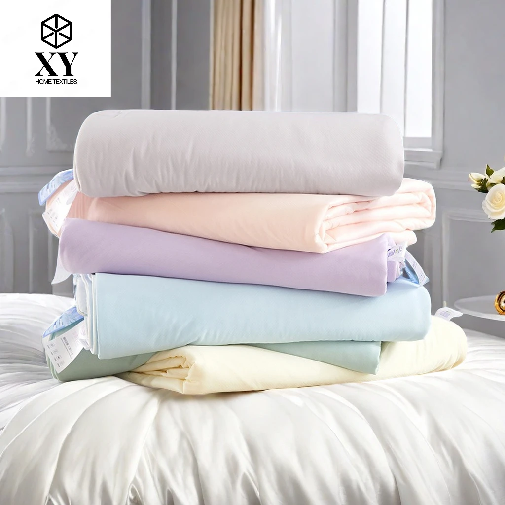 

Cool Blanket Smooth Air Conditioning Comforter Lightweight Summer Comforter Cool Feeling Fiber Skin-friendly and Breathable