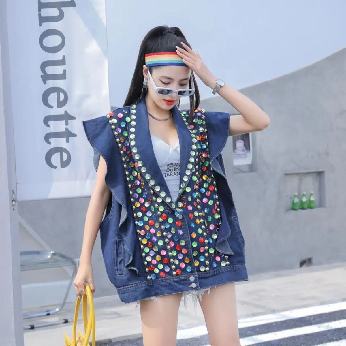 

2024 Summer New Fashion Luxury Gems Denim Jackets Women Chic Ruffled Turndown Loose Sleeveless Jean Coat Streetwear Female