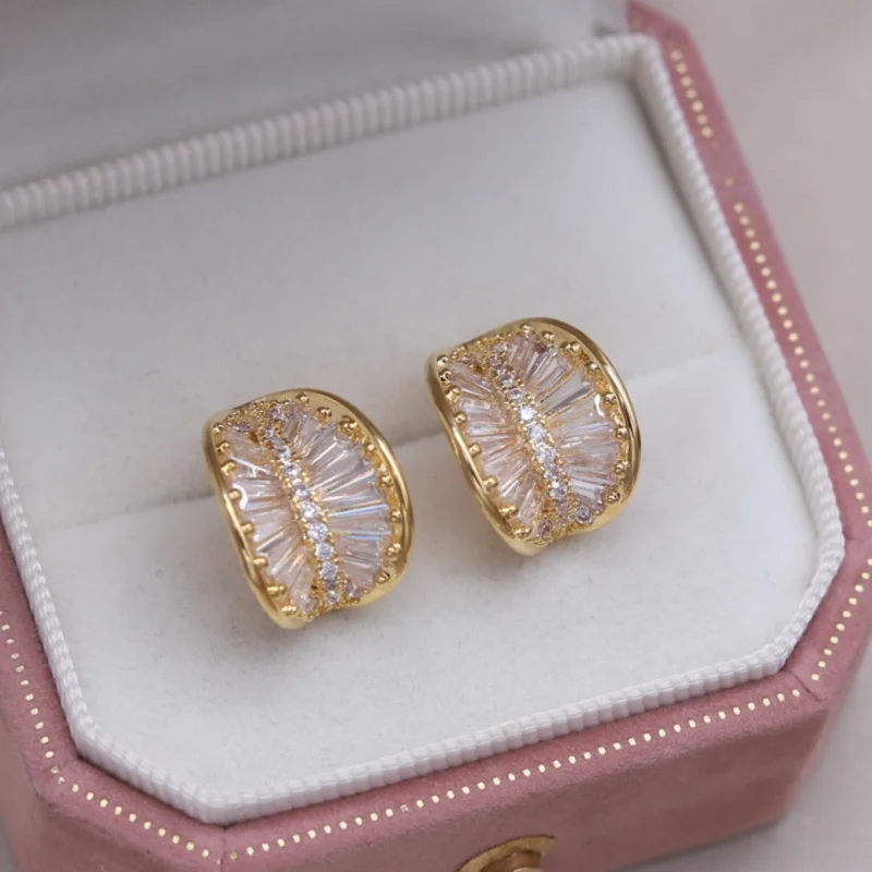 Korean new design fashion jewelry 14K gold plated stereo leaf zircons earrings elegant women daily work accessories