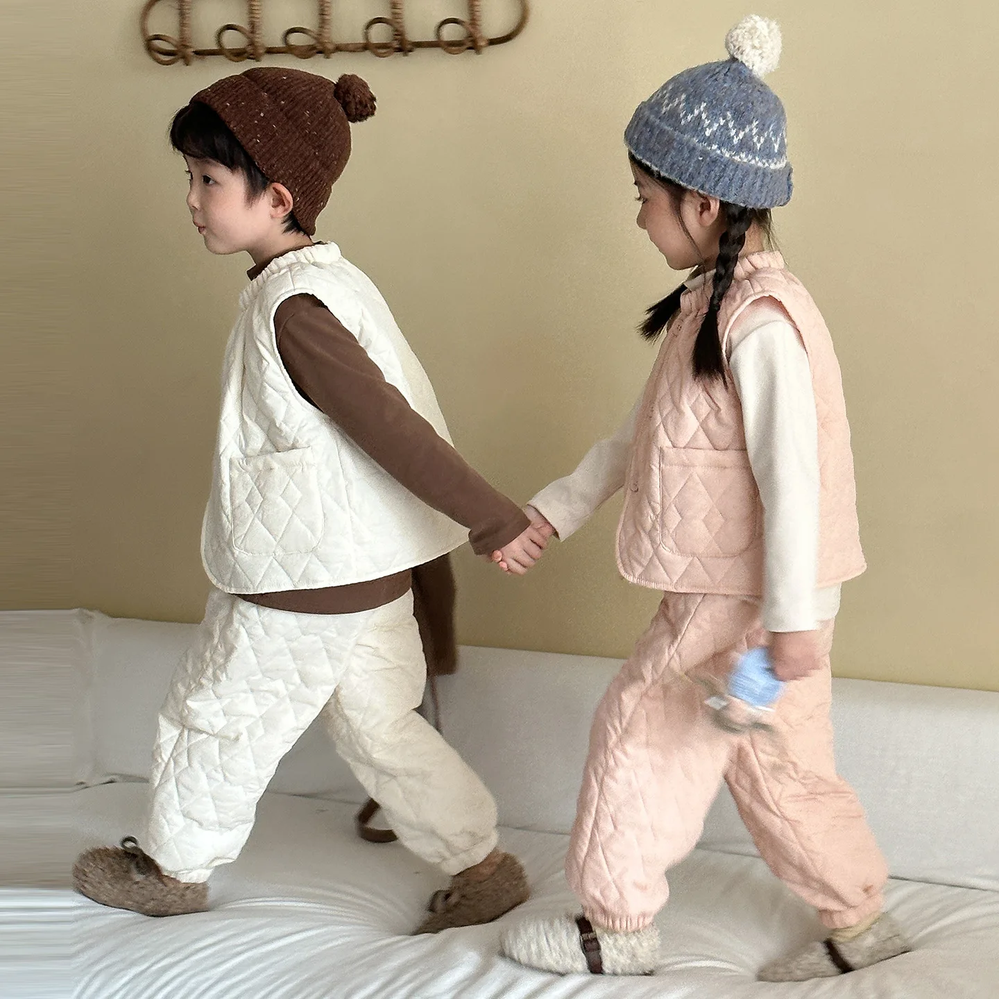 4960 Children's Clothing Set   Autumn And Winter New Warm And Casual Boy's Suit Vest+ Pants Leisure Girl's Two-piece Suit