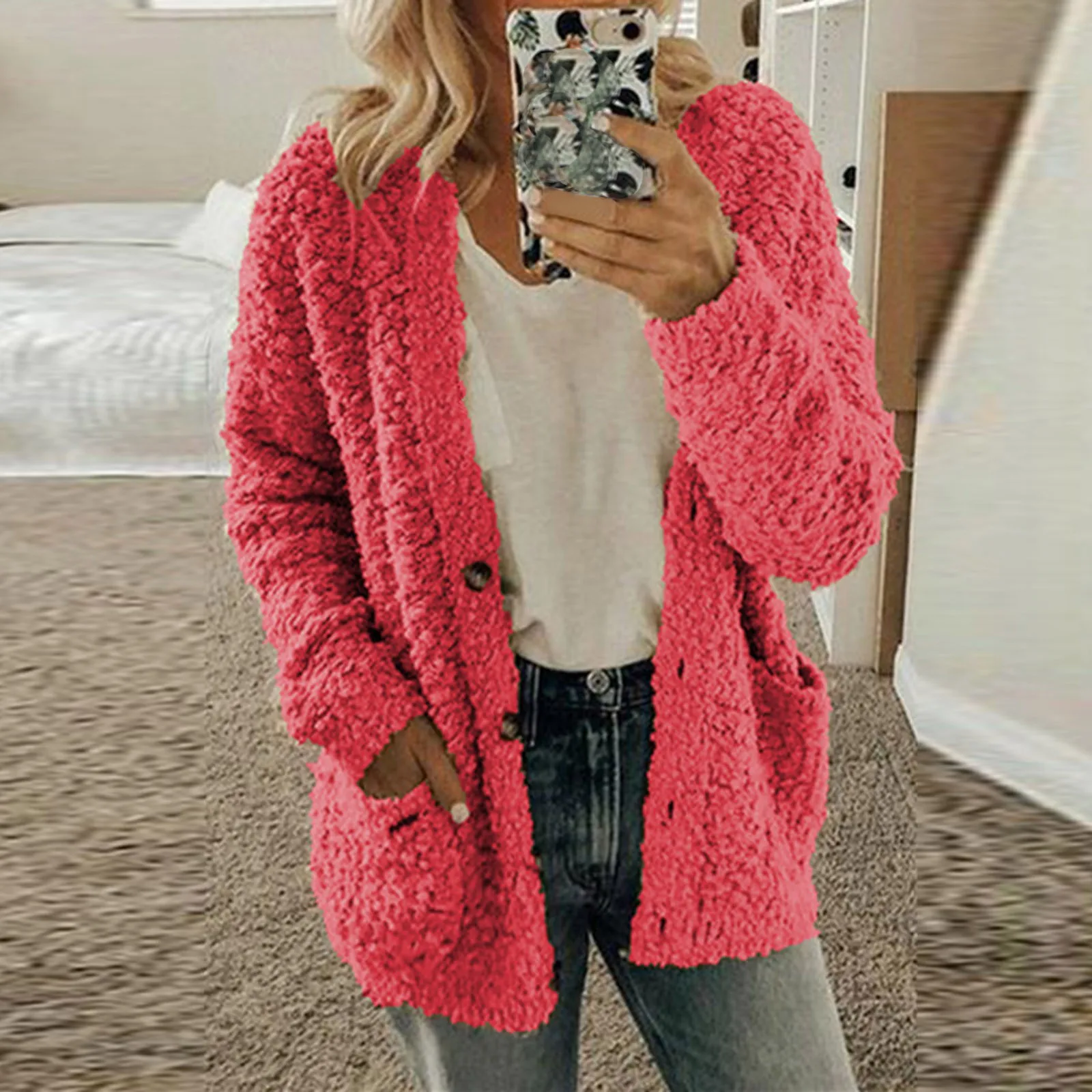 Thicken Plush Women Winter Coat Single-breasted Soft Autumn Thermal Lady Cardigan Fashion Women Sweaters Buttons Hoodies Outwear