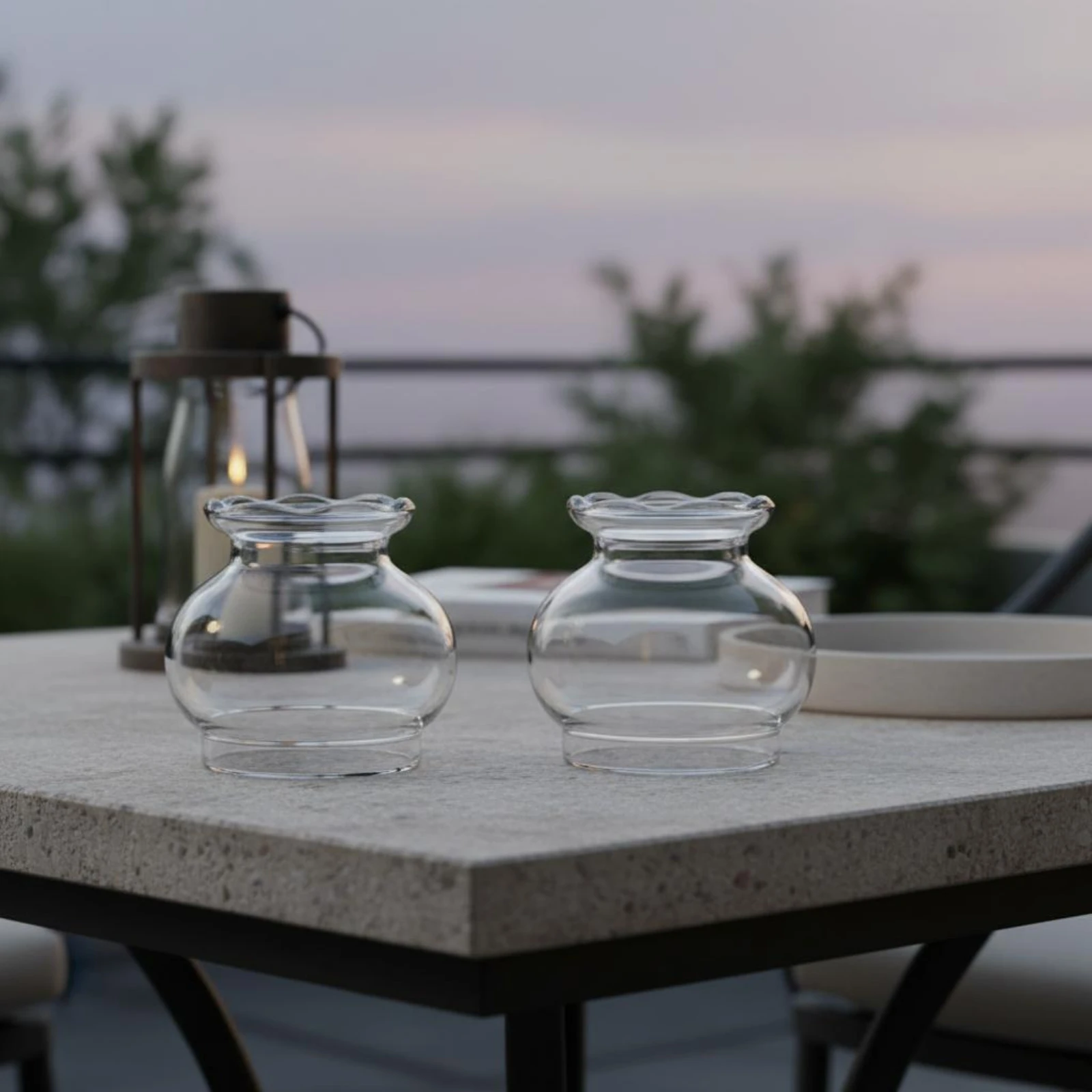 High Transparency Glass Lamp Chimney Scalloped Edge Design Vintage Lighting Accessory for Ghee Oil Lamps