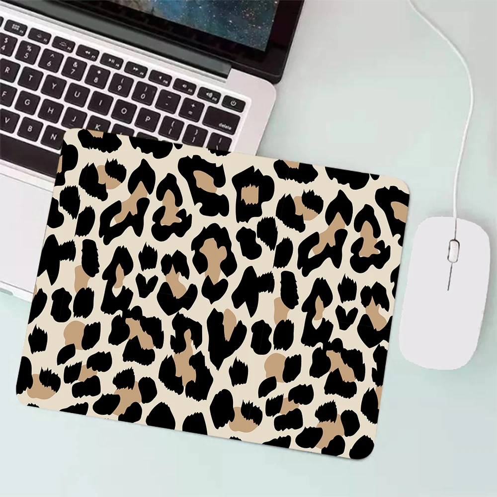 Leopard Print Small Gaming Mouse Pad PC Gamer Keyboard Mousepad Computer Office Mouse Mat Laptop Carpet Anime Mause pad Desk Mat