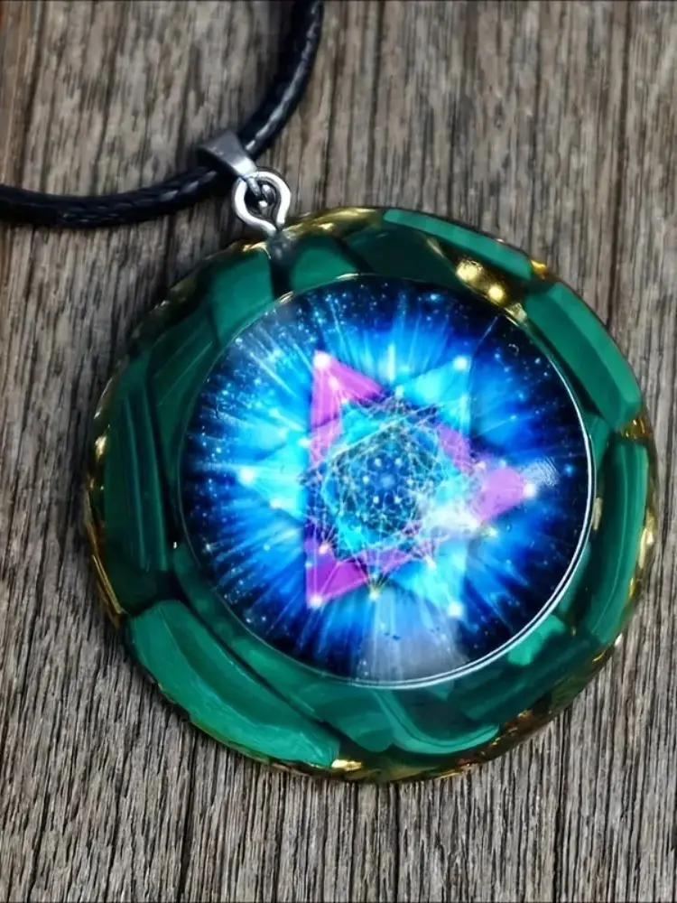 1PC Malachit Chakra Energie Orgonit Anhänger Halskette, Malachit Chakra Energie Orgonit Anhänger: Sri Yantra Heilige Geometrie, Roc – Detail 1