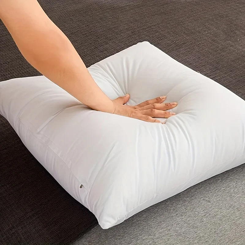 Smooth Pillow Protector Zippered Waterproof Pillow Cover Breathable Pillowcase Bedbug Proof & Anti Mites