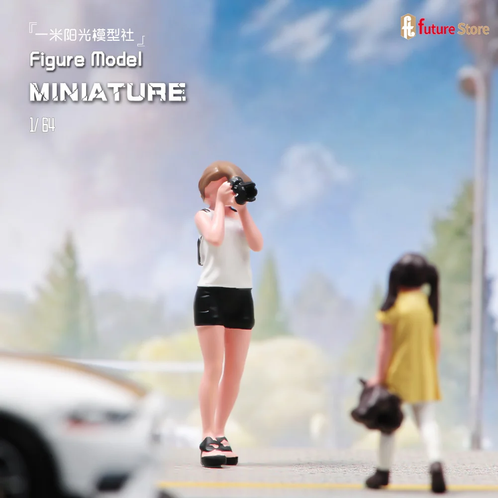 Miniature 1/64 Beauty Female Leisure Male Policeman Painted Figure Street Scene Figurine Sand Table Photography Prop Craft Model